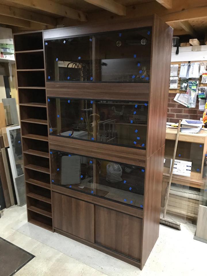 Glass / Vivarium Track Top And Bottom white 17mm Wide Suit 4Or 6mmGlass Free Mainland Delivery