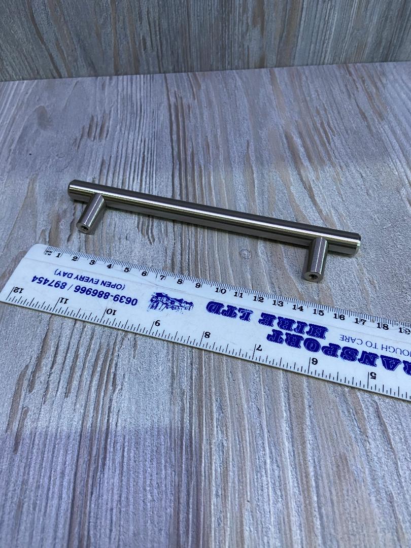 Cheapest cupboard Handle on the Web! 4 x handles pack