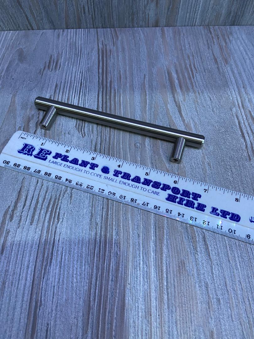 Cheapest cupboard Handle on the Web! 4 x handles pack