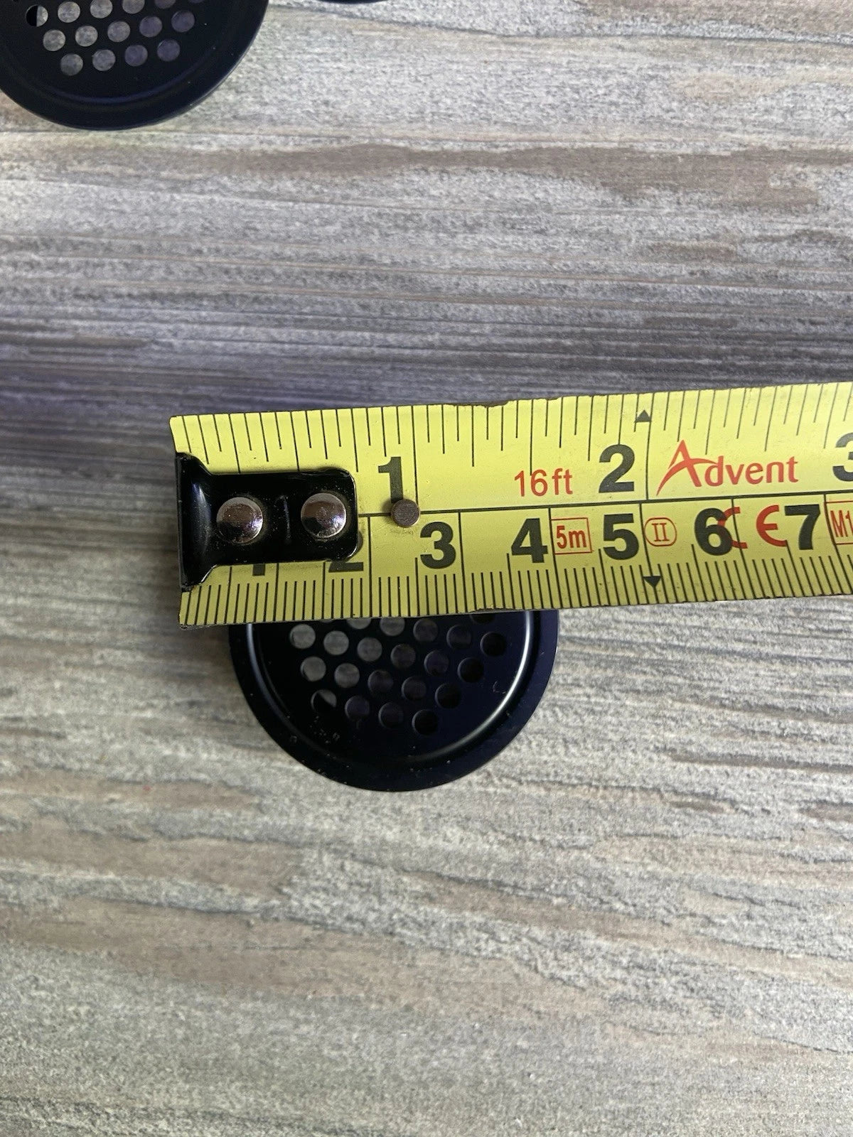 100 x Black Steel 35mm Vents