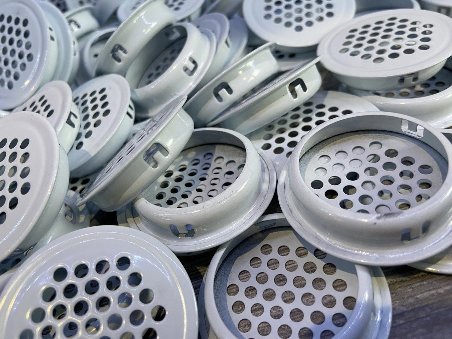 100 White Steel Vivarium Vents 35mm