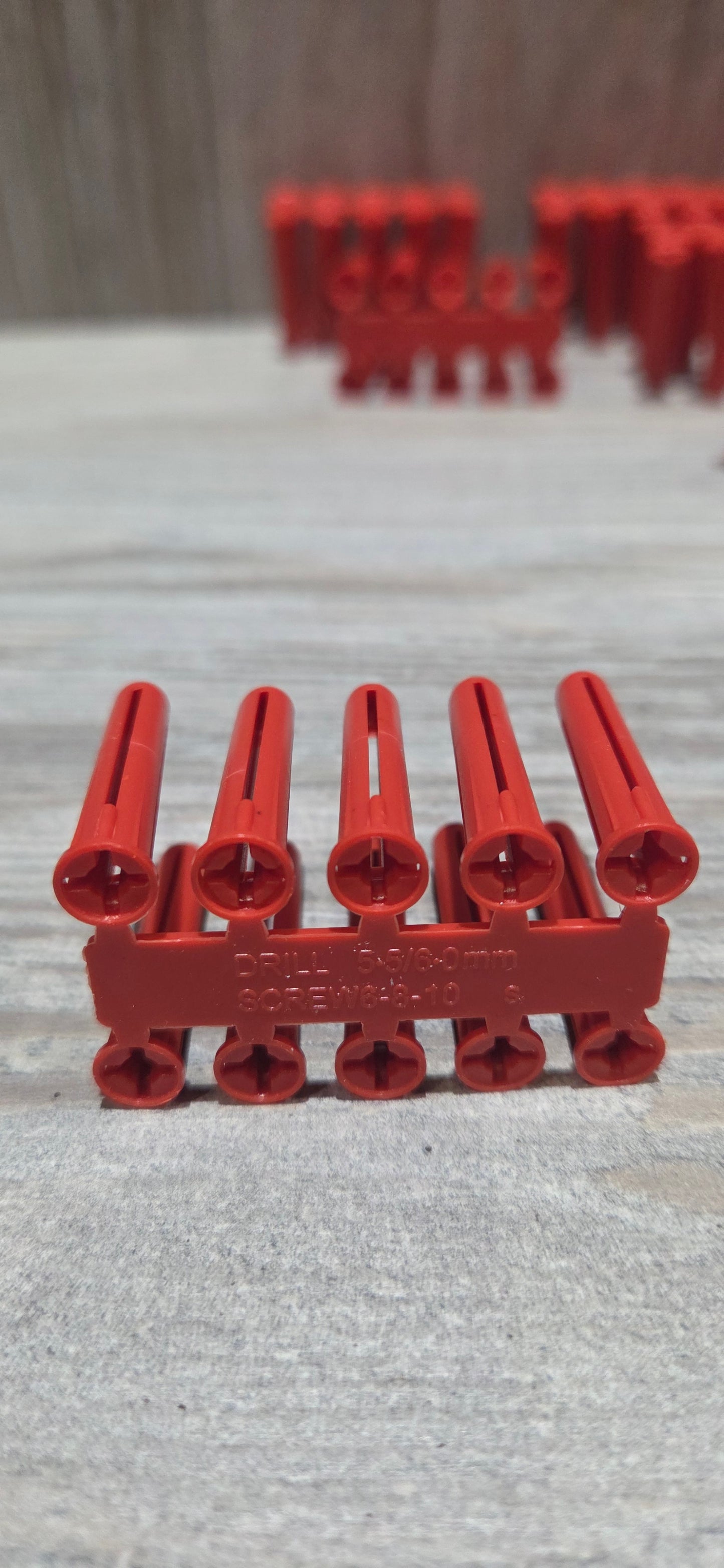 Red Rawl Plugs