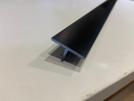 25mm T Section Black