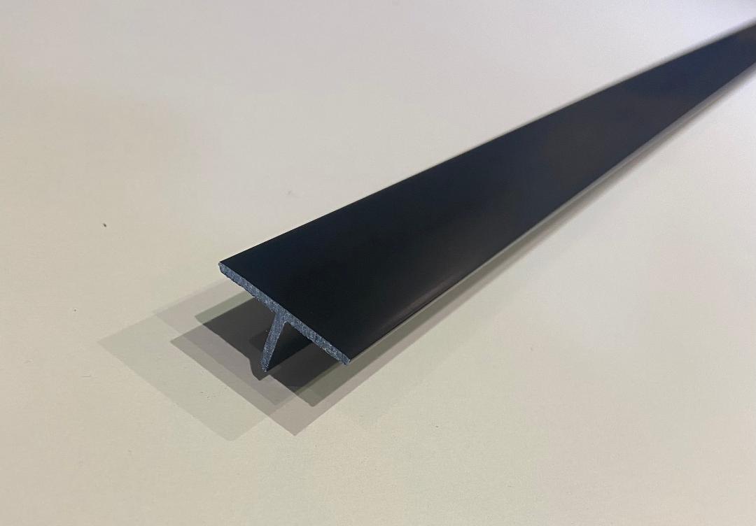 25mm T Section Black